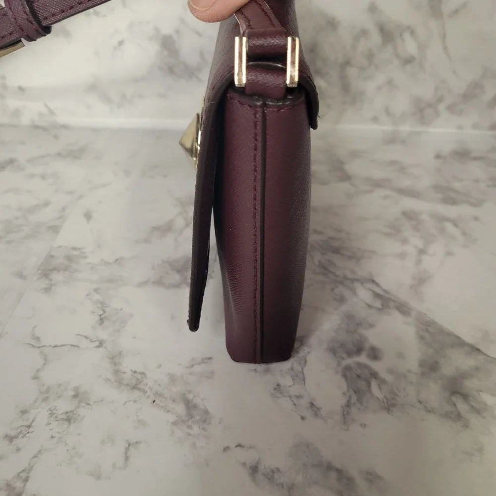 Kate Spade Burgundy Saffiano Leather Crossbody Bag Gold Pyramid Turnlock Plum